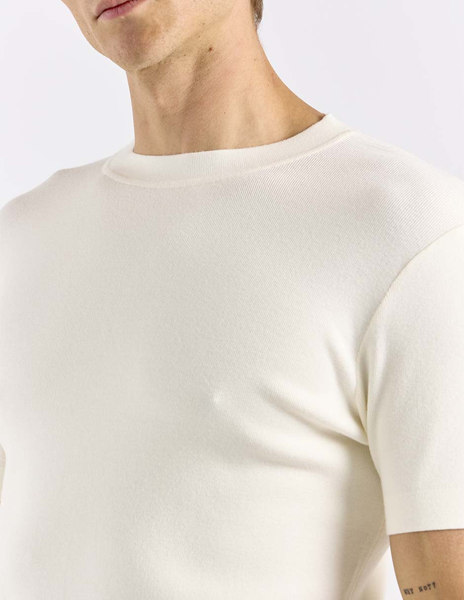 Playera cuello redondo para hombre 4